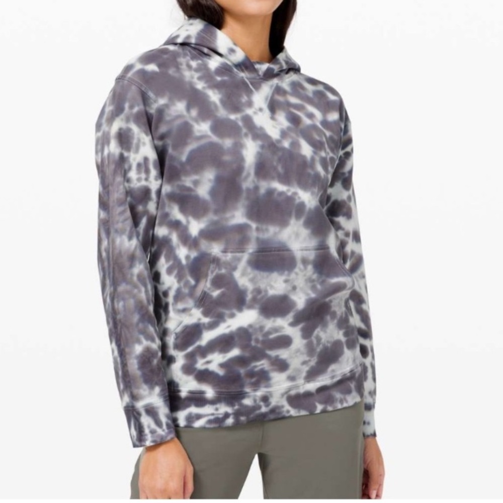 Lululemon tie-dye all yours women’s hoodie size 4 gray and white